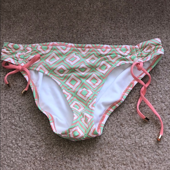 2 piece convertible swimsuit - Picture 2 of 3